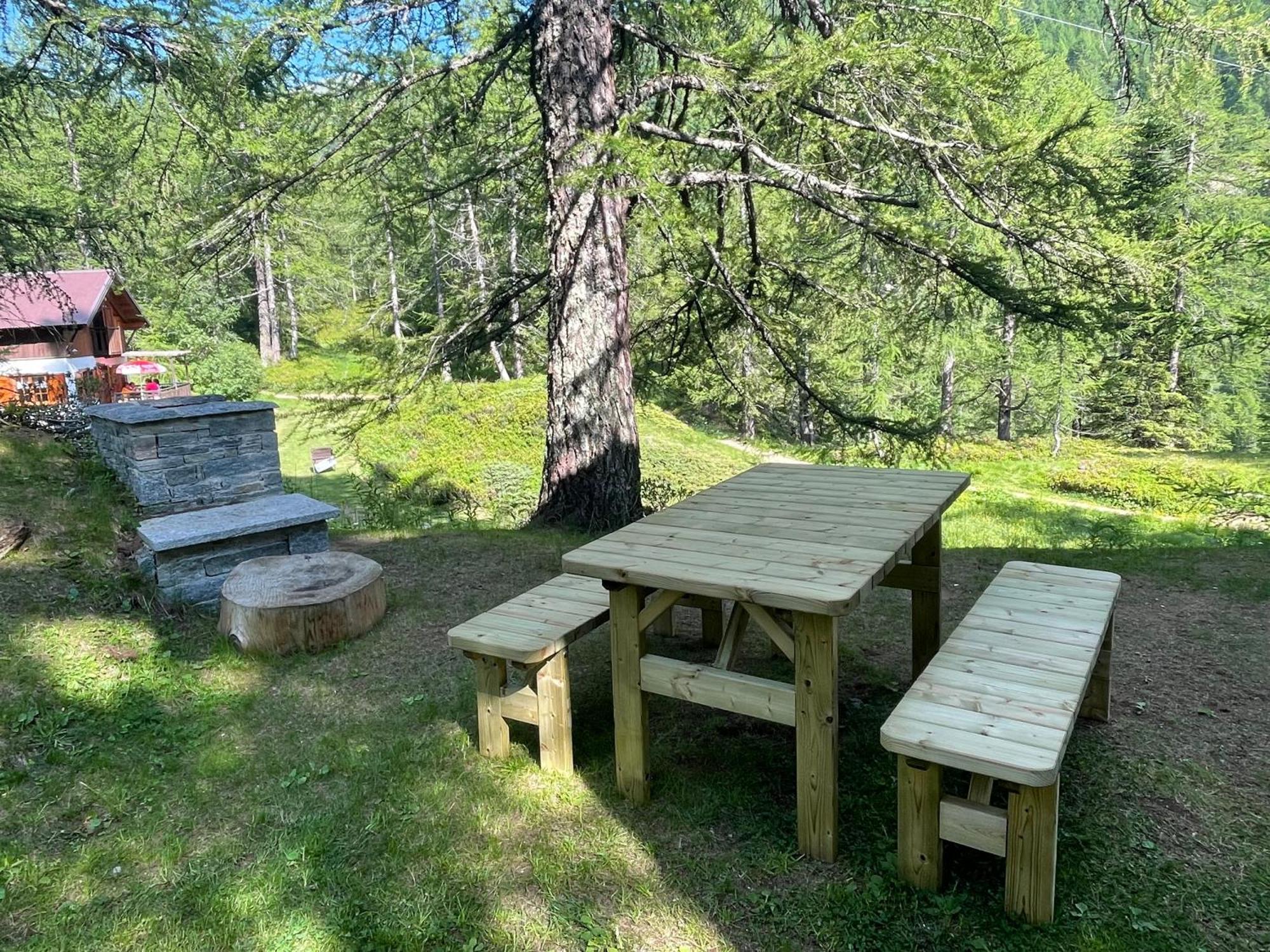 I Larici - Appartamento Per Sognare Alpe Devero Bagian luar foto
